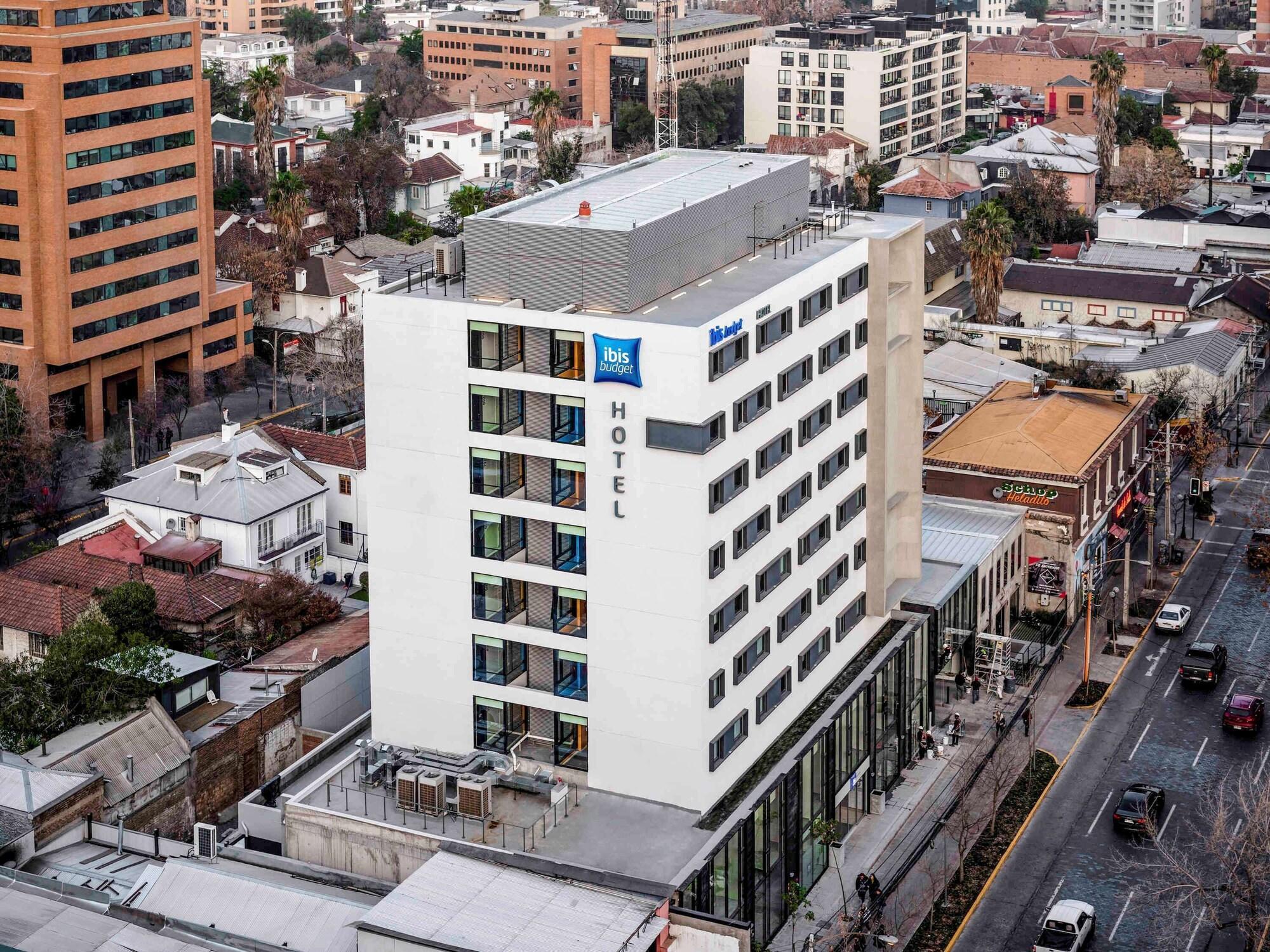 Ibis Budget Santiago Providencia Exterior photo